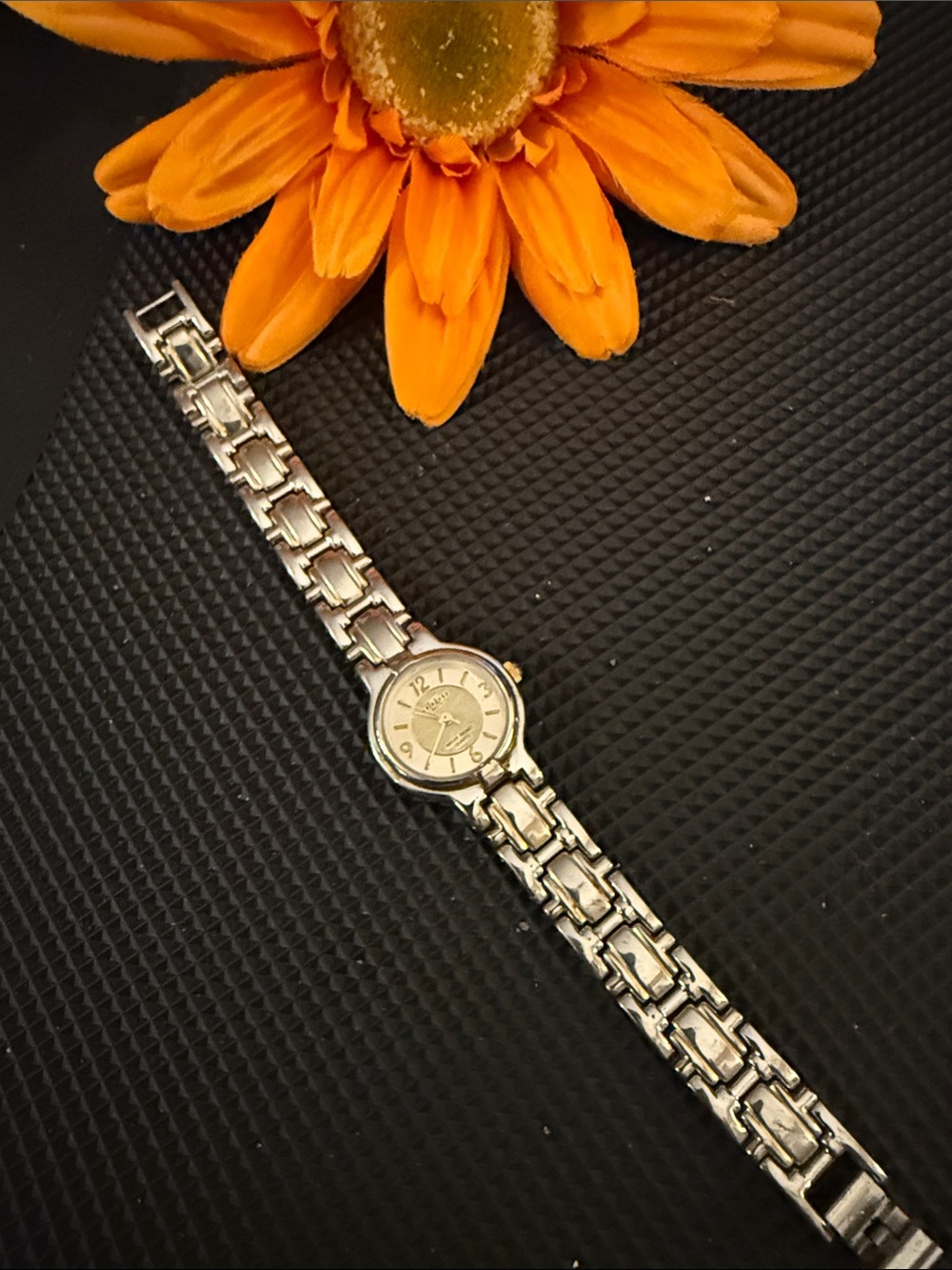 Classic Silver-Tone Women’s Link Watch - Silver